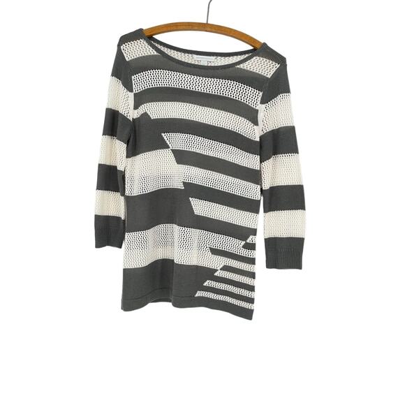 New York & Company White/Gray Women's 100% Acrylic Striped Sweater - Size Medium - Picture 1 of 8